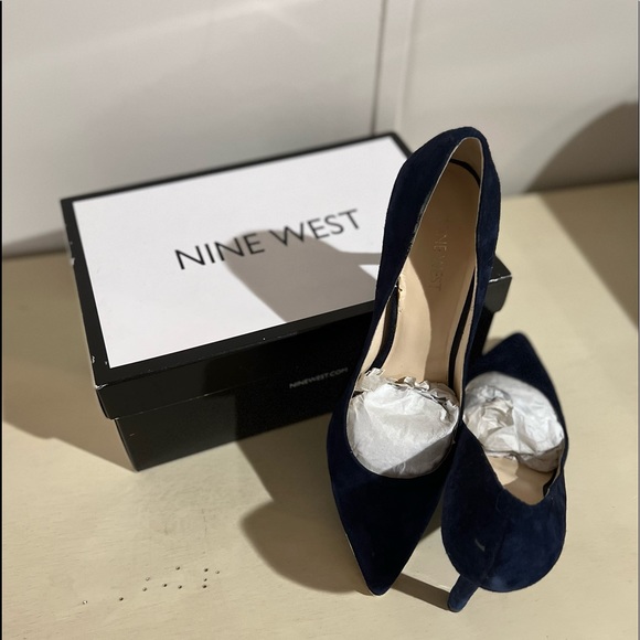 Nine West Shoes - Nine West Navy Blue Suede Heels